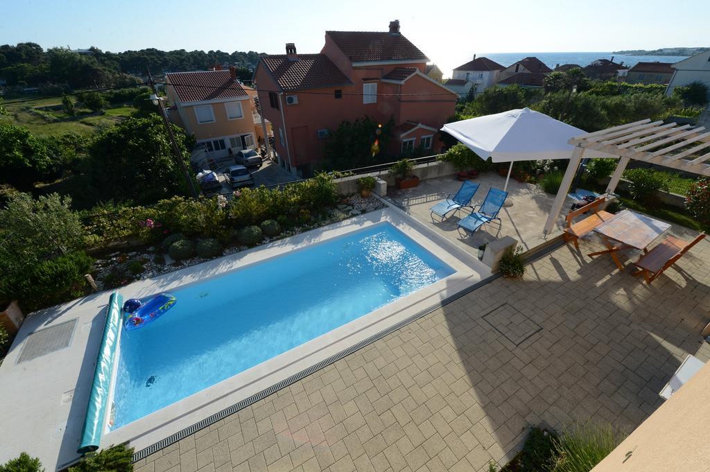 Apartment Mara Petrcane Rom bilde